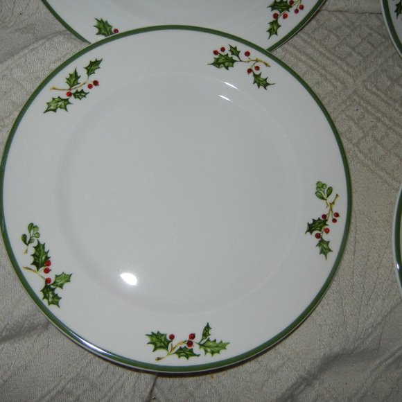 Christopher Radko Traditions Holiday Celebrations 1 dinner 1 Salad plate HOLLY - Picture 2 of 5